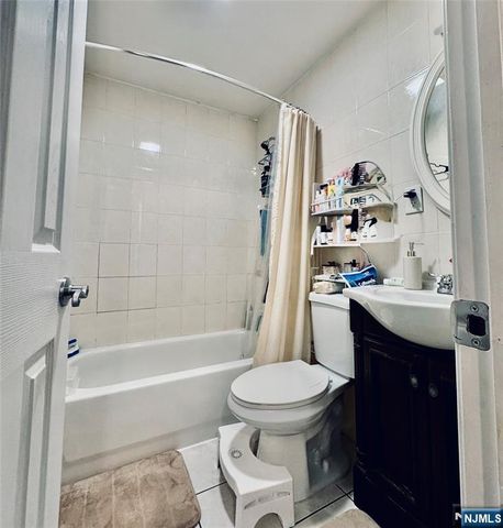 48.5 Wakeman Avenue, Newark, NJ 07104