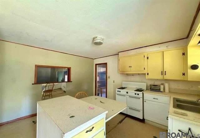 9001 Springfield Rd, Denham Springs, LA 70706