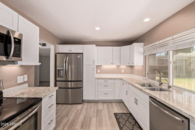 107 LEISURE WORLD --, Mesa, AZ 85206