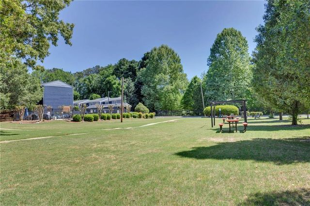 3135 Buford Highway NE 4, Atlanta, GA 30329