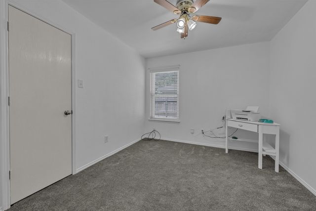 5909 Colebrook Court, Arlington, TX 76017