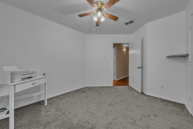 5909 Colebrook Court, Arlington, TX 76017