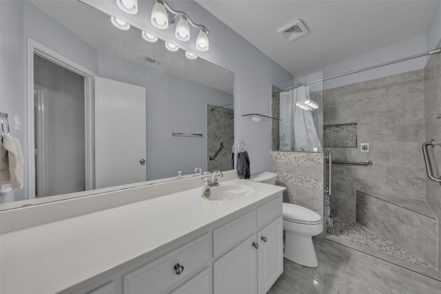 5909 Colebrook Court, Arlington, TX 76017
