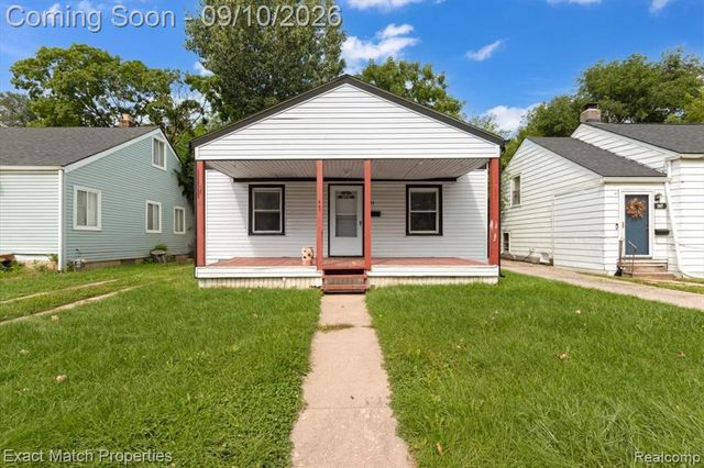583 E Madison Avenue, Pontiac, MI 48340