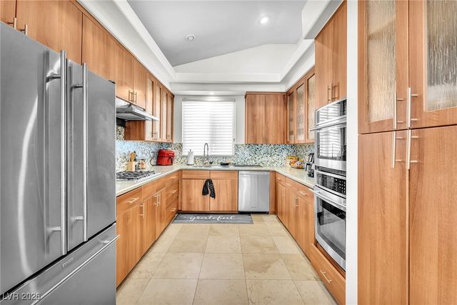 465 Indigo Springs Street, Henderson, NV 89014