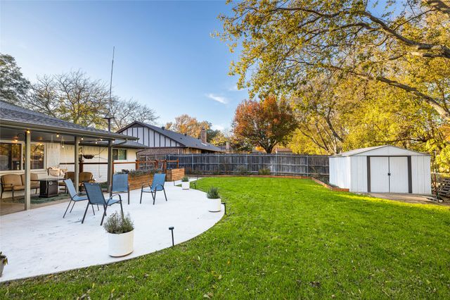 5809 Rayburn Drive, Fort Worth, TX 76133