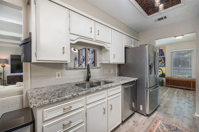 5809 Rayburn Drive, Fort Worth, TX 76133