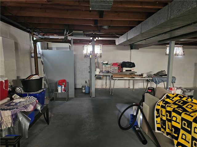 521 W Butler, Mercer Boro, PA 16137