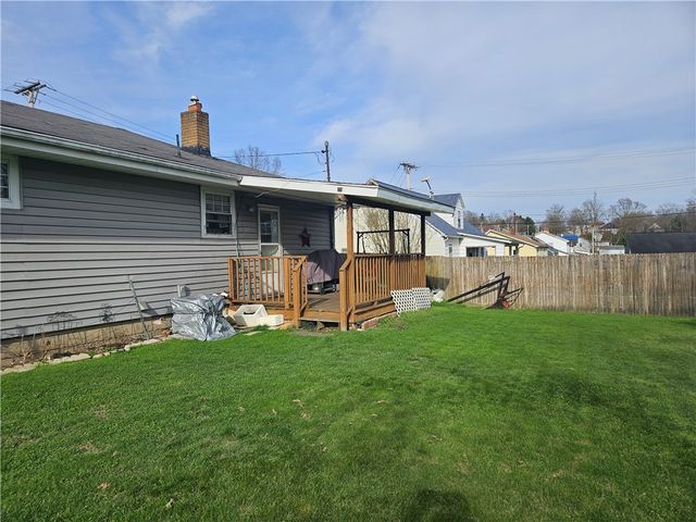 521 W Butler, Mercer Boro, PA 16137