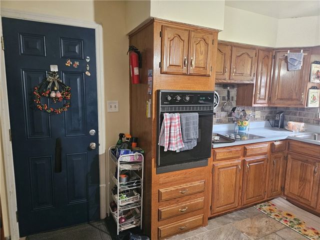 521 W Butler, Mercer Boro, PA 16137