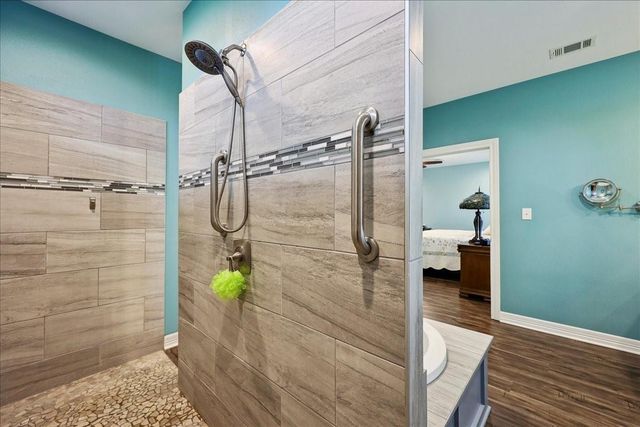 237 Private Road 8101, Buna, TX 77612