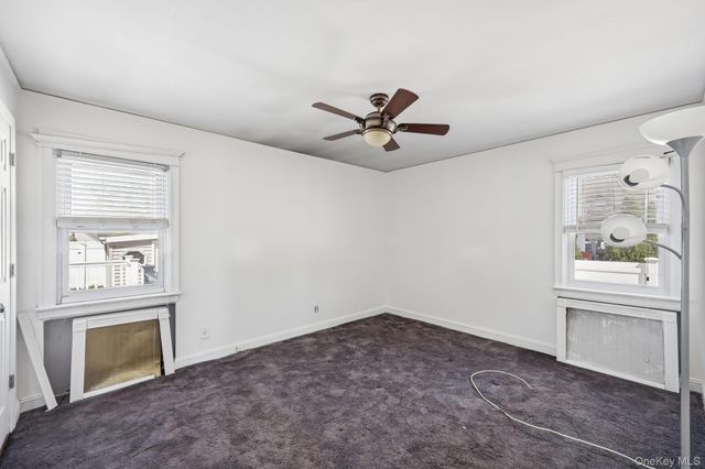 12 Scherer Boulevard, Franklin Square, NY 11010