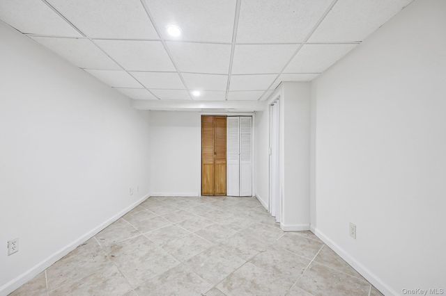 12 Scherer Boulevard, Franklin Square, NY 11010