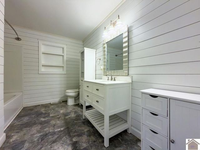 403 Fairlane, Mayfield, KY 42066