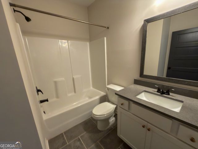 14 Shadybrook Path, Newnan, GA 30263