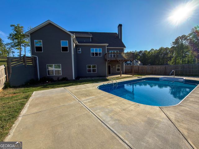 14 Shadybrook Path, Newnan, GA 30263