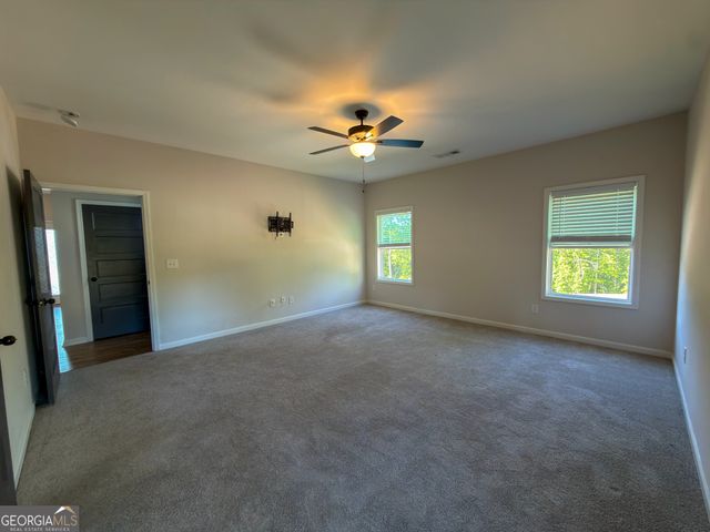 14 Shadybrook Path, Newnan, GA 30263