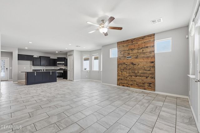 128 N MANZANITA Drive, El Paso, TX 79928