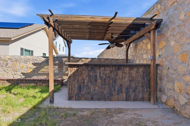 128 N MANZANITA Drive, El Paso, TX 79928