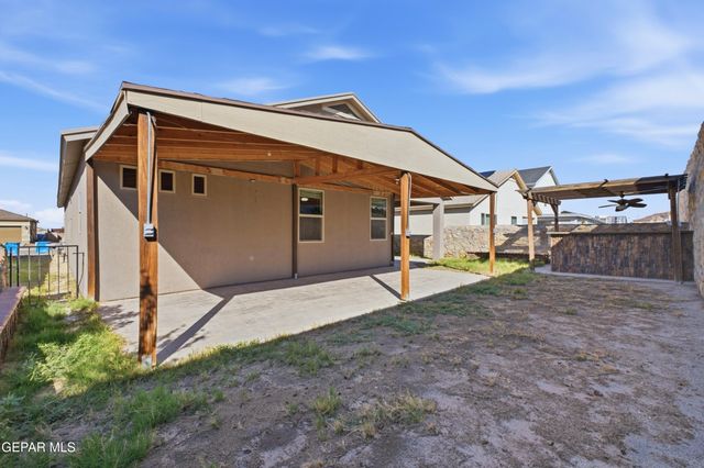 128 N MANZANITA Drive, El Paso, TX 79928