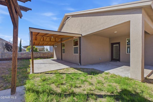 128 N MANZANITA Drive, El Paso, TX 79928
