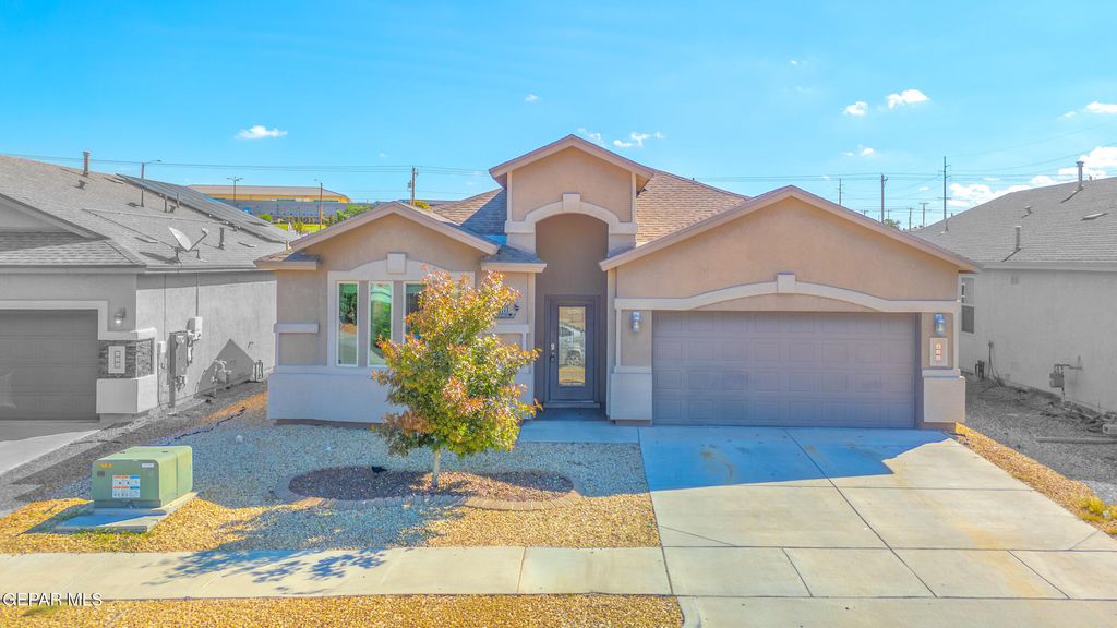 128 N MANZANITA Drive, El Paso, TX 79928