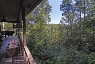 353 Kells Ridge Court, Ellijay, GA 30540