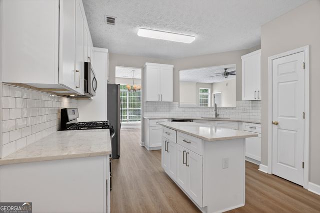 13375 Avensong Crossing, Alpharetta, GA 30004