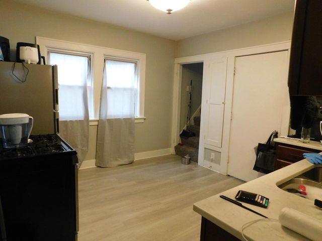 3925 N 14th STREET, Milwaukee, WI 53206