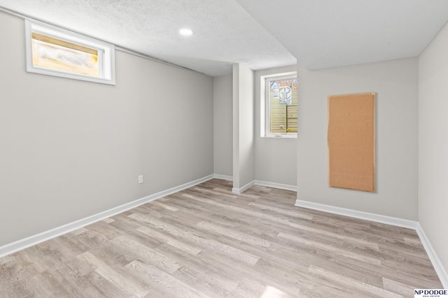 6018 N 39th Street, Omaha, NE 68111