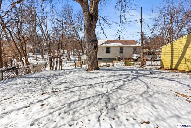 6018 N 39th Street, Omaha, NE 68111