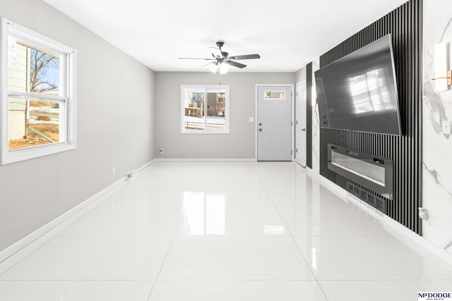 6018 N 39th Street, Omaha, NE 68111