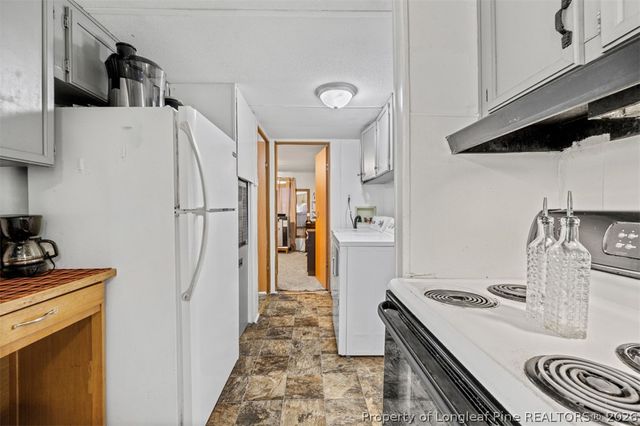 1322 Crenshaw Drive, St Pauls, NC 28384
