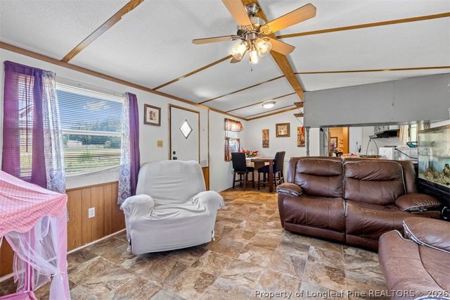 1322 Crenshaw Drive, St Pauls, NC 28384