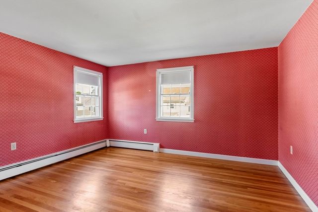 33 Kane Dr, Marlborough, MA 01752