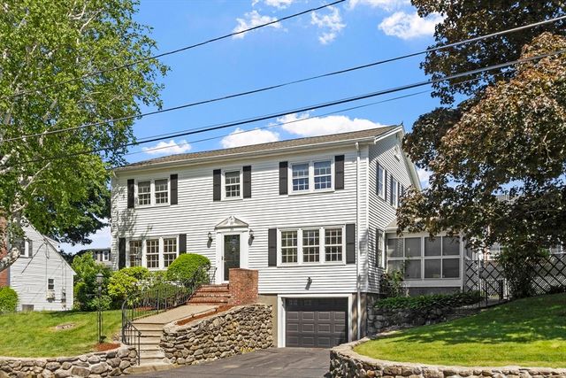 33 Kane Dr, Marlborough, MA 01752