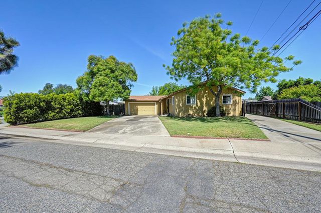 1907 Belcot Rd, Sacramento, CA 95825
