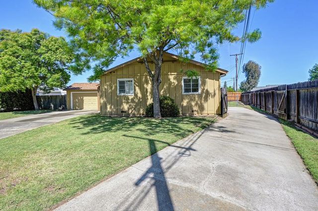 1907 Belcot Rd, Sacramento, CA 95825