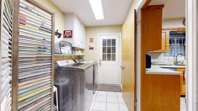 2322 Carleen Road, Houston, TX 77018