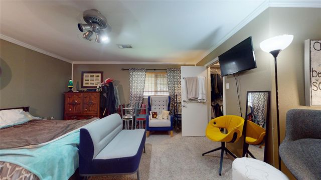 2322 Carleen Road, Houston, TX 77018