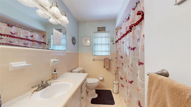 2322 Carleen Road, Houston, TX 77018