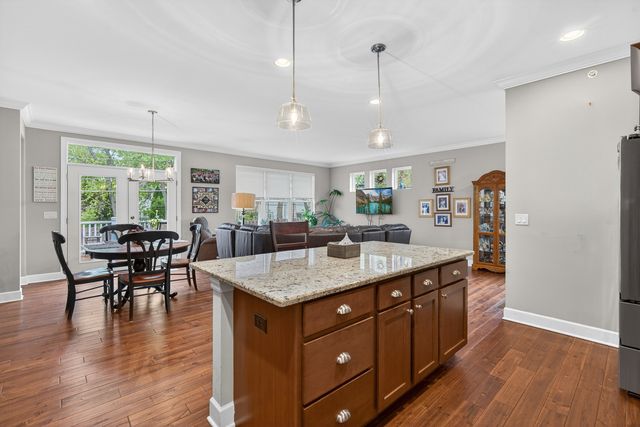 777 W Fairway Drive, Addison, IL 60101