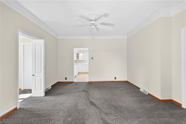 210 Grant St, North Huntingdon, PA 15642