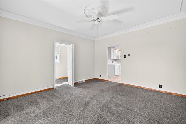 210 Grant St, North Huntingdon, PA 15642