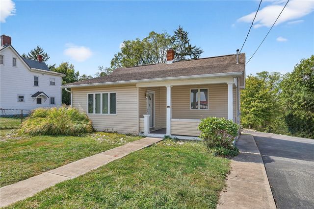 210 Grant St, North Huntingdon, PA 15642