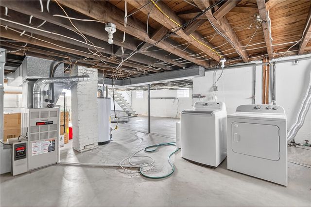 210 Grant St, North Huntingdon, PA 15642