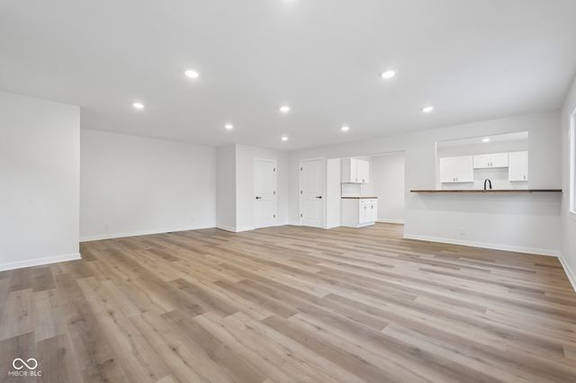 7618 Mary Lane, Indianapolis, IN 46217