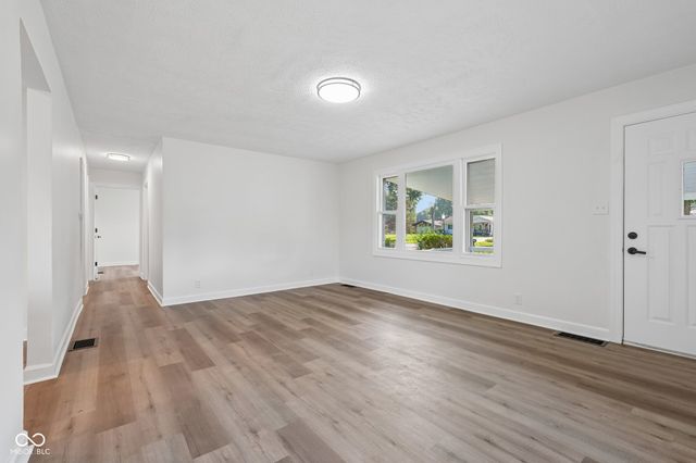 7618 Mary Lane, Indianapolis, IN 46217
