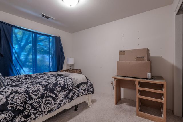 436 St Clair Way, Eagle Point, OR 97524