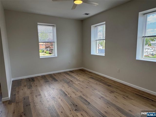 49 Summit Avenue 2, Lyndhurst, NJ 07071